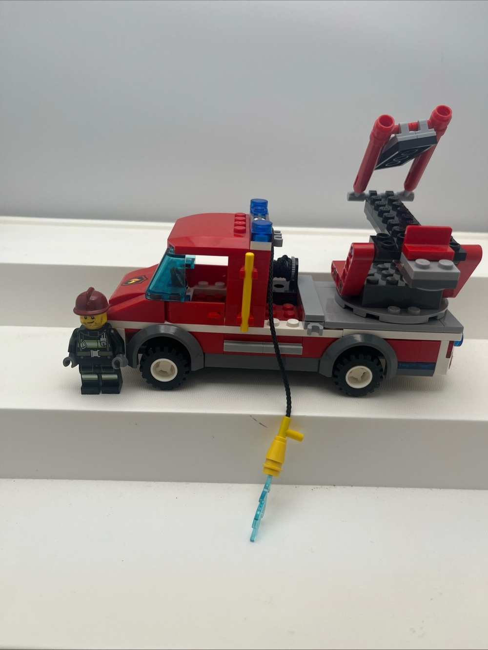 Lego City 60003 Fire Truck/Figure